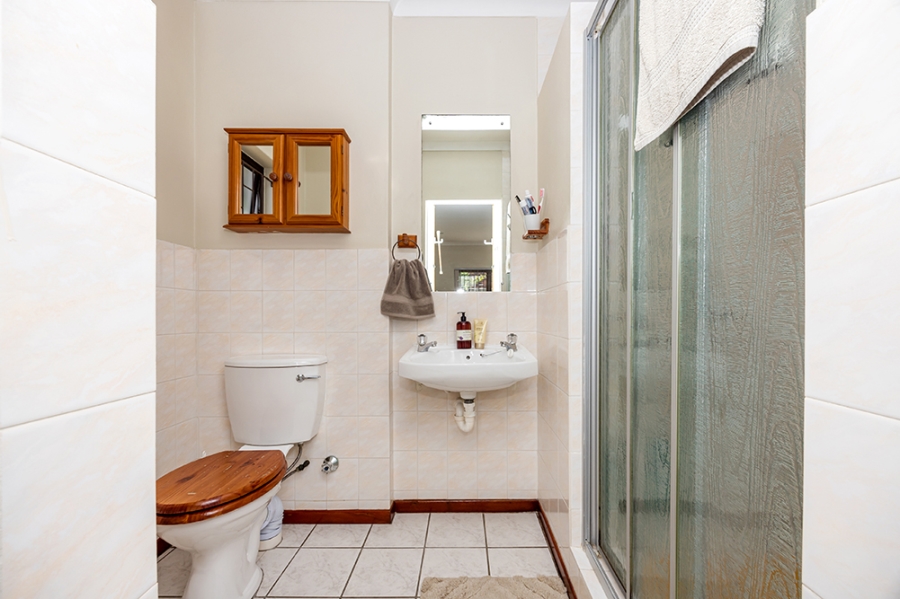 3 Bedroom Property for Sale in Kleinbosch Western Cape
